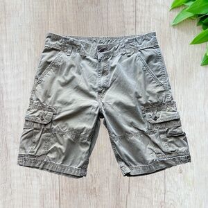 Y2K Levi’s Cargo Shorts